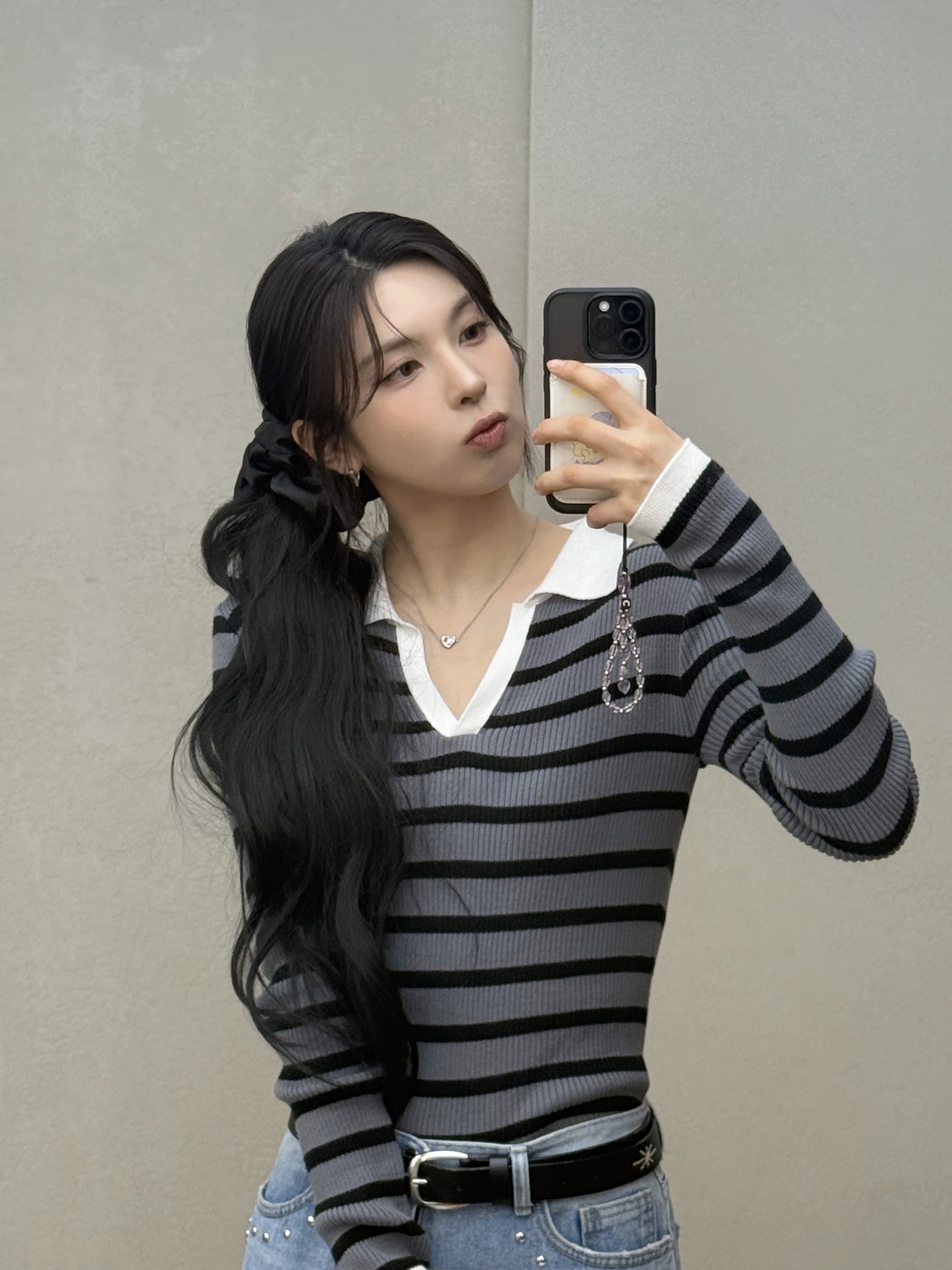 엔믹스 배이 wearing PS137N